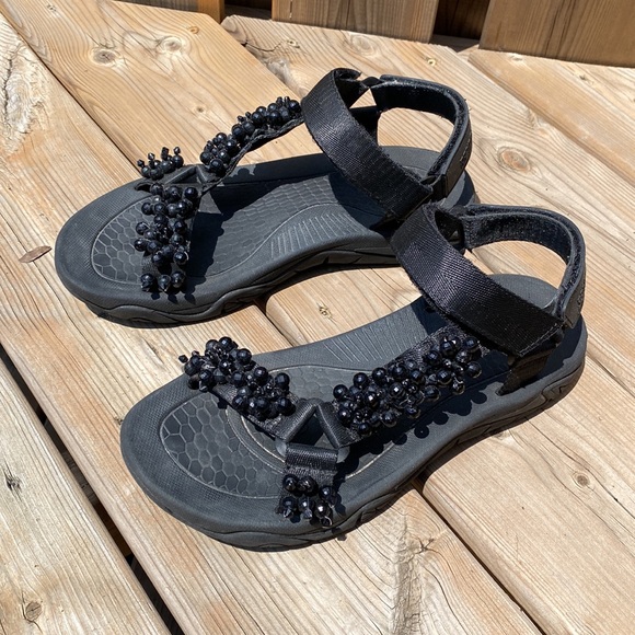 Zara MAXIMALIST Beaded Velcro Dad Sandals! Size 8-8.5, 39 - Picture 2 of 3